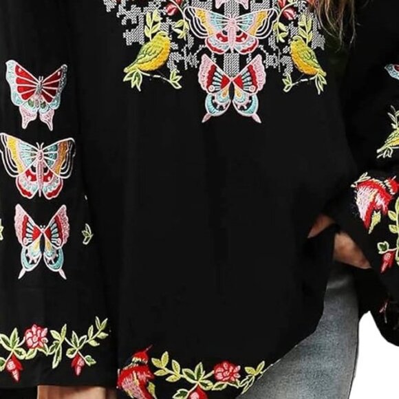 Butterfly Embroidered Blouse - Picture 3 of 7